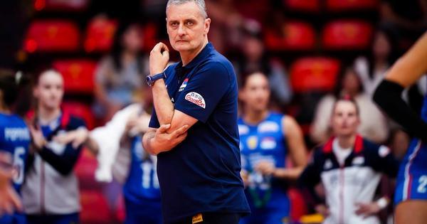 selektor-terzic-poslao-javnu-poruku-odbojkascicama:-zna-se-ko-jeste,-a-ko-nije-za-reprezentaciju! selektor-terzic-poslao-javnu-poruku-odbojkascicama:-zna-se-ko-jeste,-a-ko-nije-za-reprezentaciju!