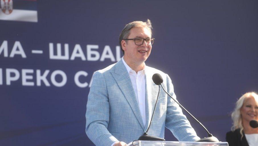 zasto-su-blokaderi-lagali-da-je-vucic-pucao-u-sopstveni-narod?-to-je-bio-jedini-nacin-da-ga-sprece-da-prica-o-radu-i-rezultatima zasto-su-blokaderi-lagali-da-je-vucic-pucao-u-sopstveni-narod?-to-je-bio-jedini-nacin-da-ga-sprece-da-prica-o-radu-i-rezultatima