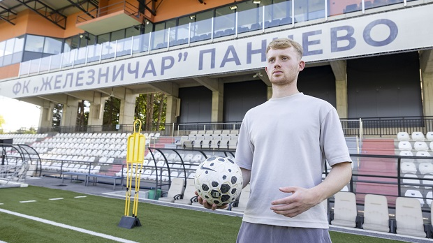 Енглески-штопер-Били-Џи-прво-појачање-Железничара-из-Панчева Енглески-штопер-Били-Џи-прво-појачање-Железничара-из-Панчева