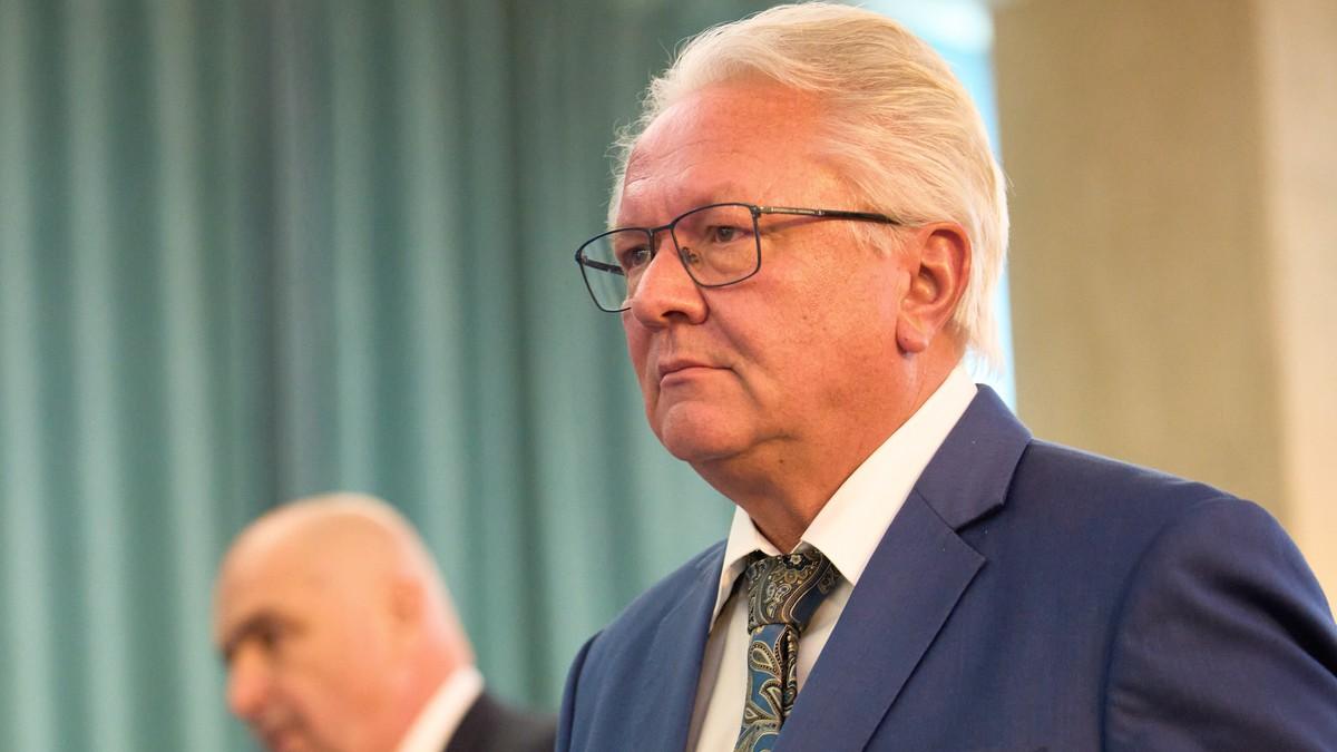 “za-ai-su-potrebna-ista-pravila-kao-za-nuklearno-oruzje!”-sef-“rajnmetala”-poziva-na-globalnu-regulativu-vestacke-inteligencije “za-ai-su-potrebna-ista-pravila-kao-za-nuklearno-oruzje!”-sef-“rajnmetala”-poziva-na-globalnu-regulativu-vestacke-inteligencije