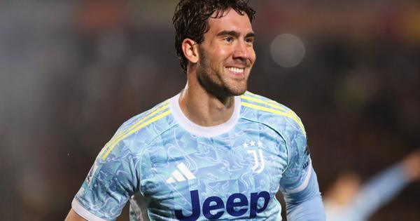 transferi-(20.-jun)-novi-obrt,-vlahovic-ostaje-u-juventusu?-zeleznicar-doveo-bivseg-igraca-celsija! transferi-(20.-jun)-novi-obrt,-vlahovic-ostaje-u-juventusu?-zeleznicar-doveo-bivseg-igraca-celsija!