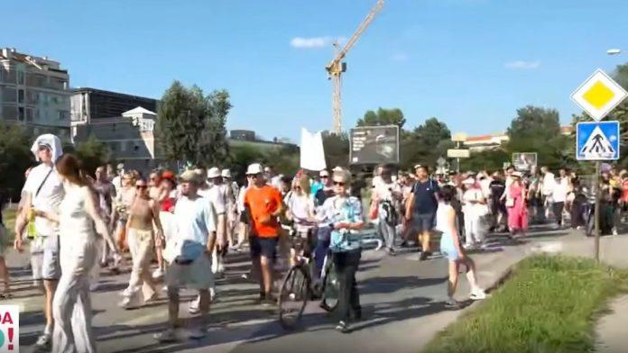 odrzan-protest-studenata-u-blokadi-u-novom-sadu,-oglasio-se-mup