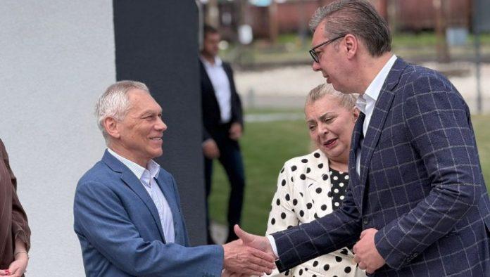 vucic-obisao-novoizgradeni-jedinstveni-dispecerski-centar:-ovaj-objekat-za-nas-veoma-vazan,-moderno-ureden,-sve-je-u-njemu-digitalno