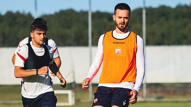 Црвенa-звездa-стигла-на-припреме-у-Аустрији Црвенa-звездa-стигла-на-припреме-у-Аустрији