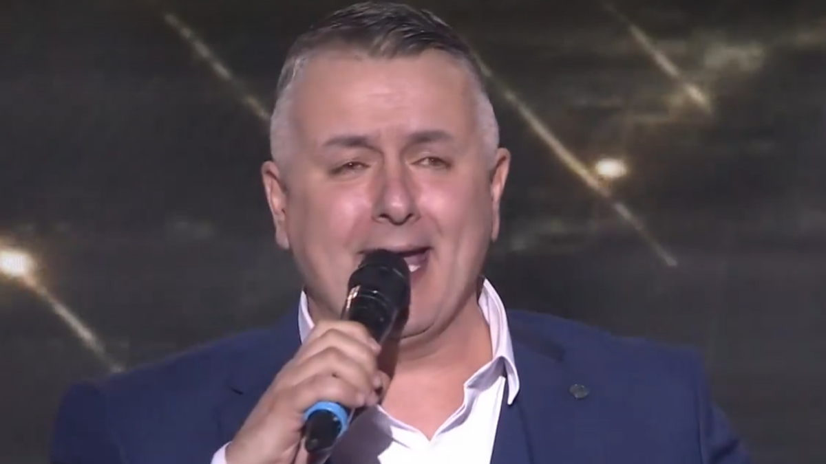jasmin-selimanovic-jasko-je-pobednik-fejsbuk-glasova-“nikad-nije-kasno”:-pevac-puca-od-srece jasmin-selimanovic-jasko-je-pobednik-fejsbuk-glasova-“nikad-nije-kasno”:-pevac-puca-od-srece