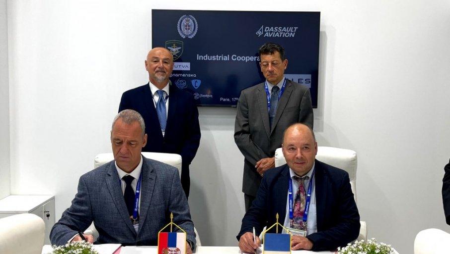najveci-vojni-sajam-u-evropi:-na-eurosatory-2026-potpisani-ugovori-o-industrijskoj-saradnji-srbije-i-francuske najveci-vojni-sajam-u-evropi:-na-eurosatory-2026-potpisani-ugovori-o-industrijskoj-saradnji-srbije-i-francuske