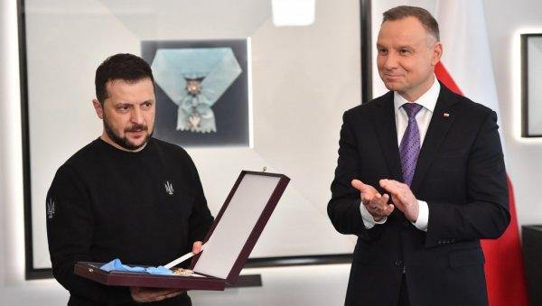 rat-ordenjem-eskalirao!-poljska-porucila-zelenskom:-ne-odaje-se-pocast-ubicama-predaka-onih-koji-su-vam-pomogli rat-ordenjem-eskalirao!-poljska-porucila-zelenskom:-ne-odaje-se-pocast-ubicama-predaka-onih-koji-su-vam-pomogli