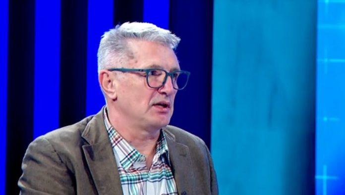 “to-su-zlikovci”-profesor-vuletic-demontirao-blokadere-–-otkrio-kako-su-zloupotrebom-emocija-preko-“zvucnog-topa”-manipulisali-ljudima