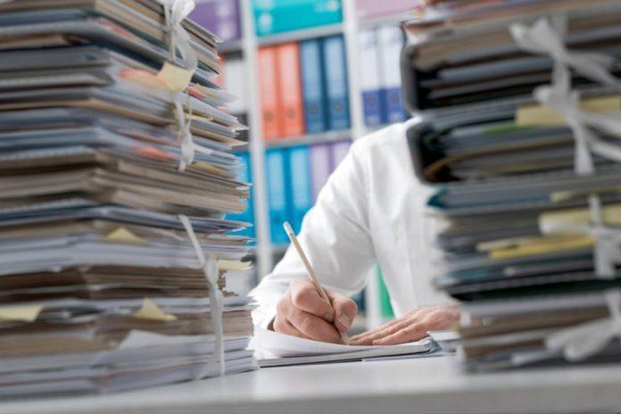 obelezen-medunarodni-dan-drzavnih-sluzbenika:-nagradene-najuspesnije-institucije-i-lokalne-samouprave