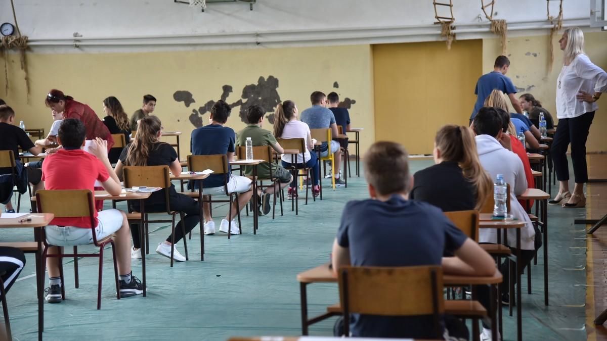 ministarstvo-prosvete-pokrenulo-novu-platformu-–-sve-o-skolama-na-jednom-mestu ministarstvo-prosvete-pokrenulo-novu-platformu-–-sve-o-skolama-na-jednom-mestu