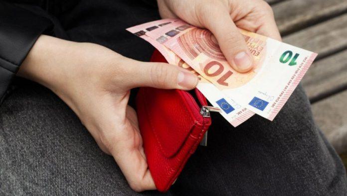 evro-miruje,-dolar-jaca:-objavljeni-najnoviji-kursevi-dinara
