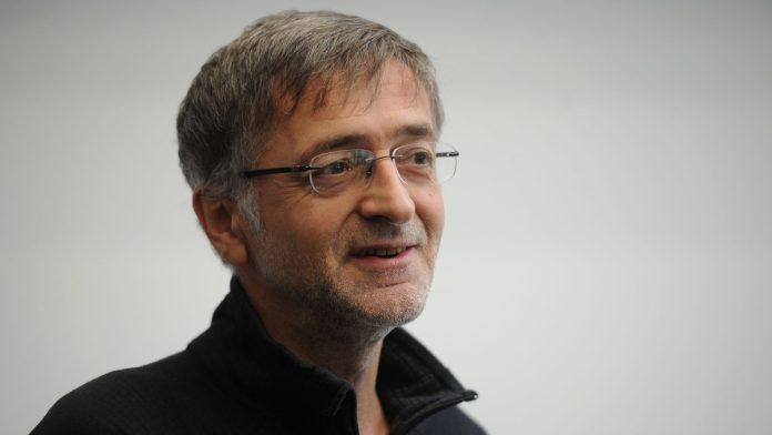 ovaj-tezak-fakultet-je-zoran-cvijanovic-studirao-pre-glume-sa-bratom-je-imao-ideju-o-biznisu,-a-onda-je-sve-propalo:-“put-me-je-odveo-na-drugu-stranu”