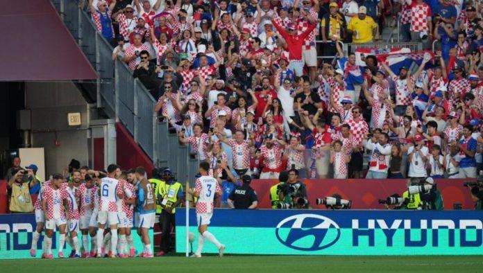 hrvatska-se-mucila,-ali-pobedila-panamu:-“vatreni”-teze-nego-sto-se-ocekivalo-stigli-do-prvog-trijumfa-na-mundijalu-(foto/video)