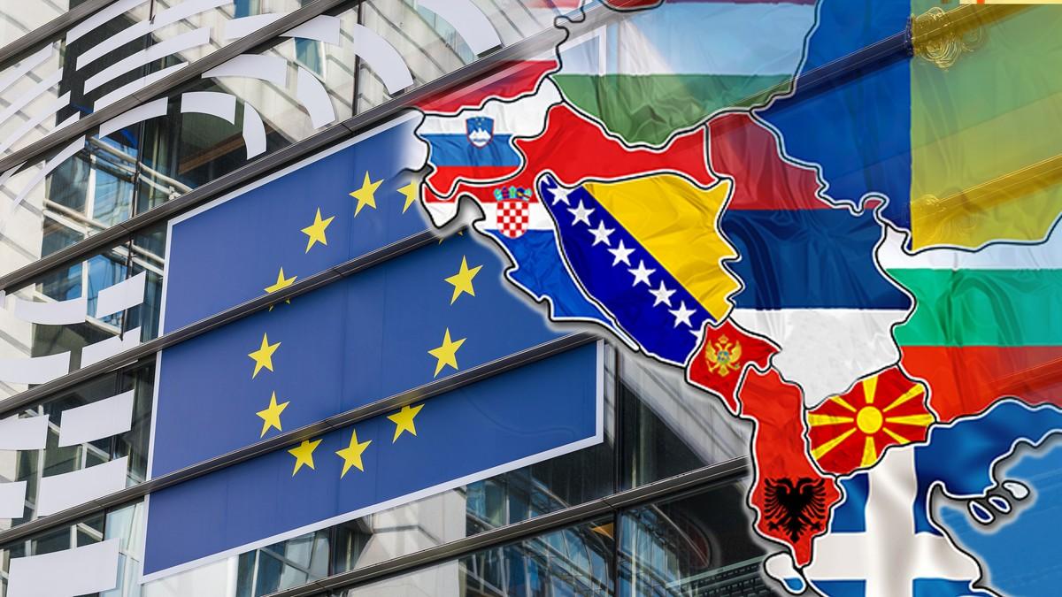 gradani-srbije-ne-veruju-evropskoj-uniji-najnovije-istrazivanje:-zagledani-su-u-ove-dve-velike-sile gradani-srbije-ne-veruju-evropskoj-uniji-najnovije-istrazivanje:-zagledani-su-u-ove-dve-velike-sile
