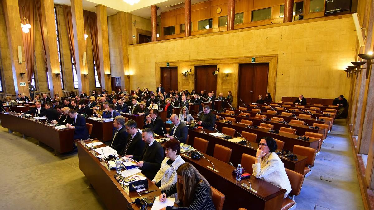 radak:-budzet-ap-vojvodine-za-2025.-realizovan-sa-97,97-odsto-prihoda-–-evo-gde-je-novac-ulozen radak:-budzet-ap-vojvodine-za-2025.-realizovan-sa-97,97-odsto-prihoda-–-evo-gde-je-novac-ulozen