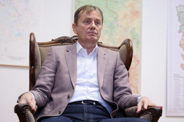 na-komentar-ruzica-da-nece-doci-na-skup-27.-juna,-darko-glisic-ostro-odgovorio:-“nismo-ni-zvali-kriminalce,-njemu-tamo-nije-mesto”