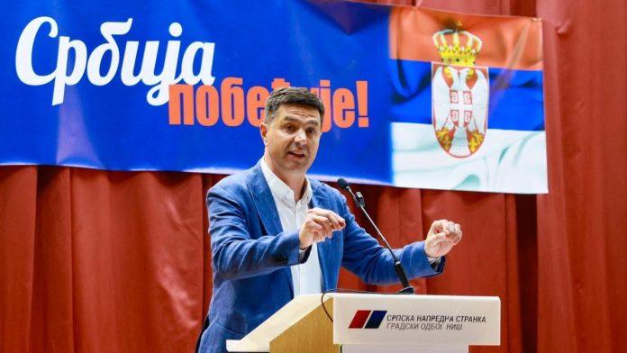 pavlovic:-“vucic-je-jedini-koji-gradanima-nudi-konkretan-program-za-razvoj-srbije”