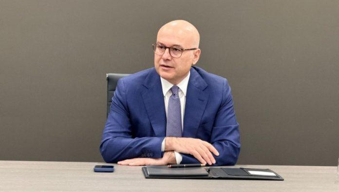 “najava-svega-u-sta-naprednjaci-veruju”-vucevic:-moguce-da-vucic-na-skupu-u-subotu-iznese-naziv-liste-sa-kojom-ce-sns-na-izbore