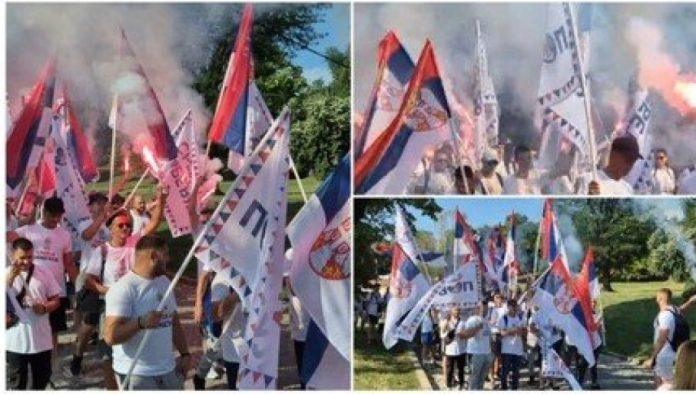 “srpski-narode,-predsednice-vidimo-se-u-beogradu”-novosadani-krenuli-pesice-put-prestonice-s-petrovaradina!-(foto/video)