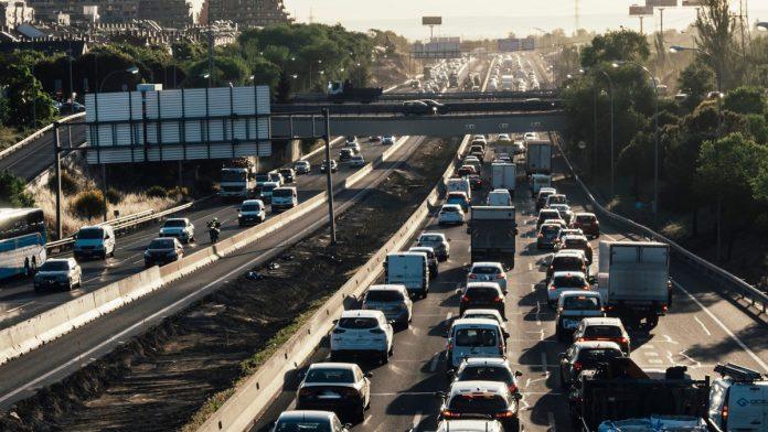 rusa-zapanjio-potez-automehanicara-u-srbiji:-popravka-vozila-za-pamcenje,-evo-zasto-(video)