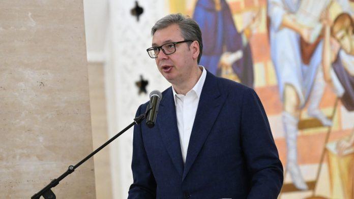 “bez-ovoga-ni-srpski-narod-ni-drzava-ne-bi-mogli-da-opstanu”-predsednik-vucic-u-hramu-svetog-save-prisustvovao-potpisivanju-ugovora-o-zavrsetku-radova:-ulozeno-94-miliona-evra-u-svetinju