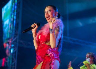 CECINA „KUKAVICA“, ORILA SE UŠĆEM, 2SOMA DEBITOVAO U VELIKOM STILU: Drugo veče Belgrade Music Week donelo poljubac na bini, evrovizijsku pobednicu i potpuno letnje ludilo! cecina-„kukavica“,-orila-se-uscem,-2soma-debitovao-u-velikom-stilu:-drugo-vece-belgrade-music-week-donelo-poljubac-na-bini,-evrovizijsku-pobednicu-i-potpuno-letnje-ludilo!