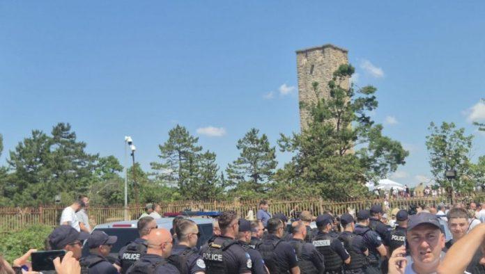 kurtijevog-terora-nisu-postedena-ni-deca:-na-gazimestanu-tzv.-kosovska-policija-uhapsila-36-srba,-medu-njima-i-maloletnik