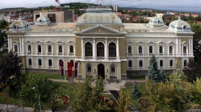 u-krusevcu-otkrivena-bista-“cika-bori”-mihailovicu-pocast-osnivacu-krusevackog-pozorista-(foto)