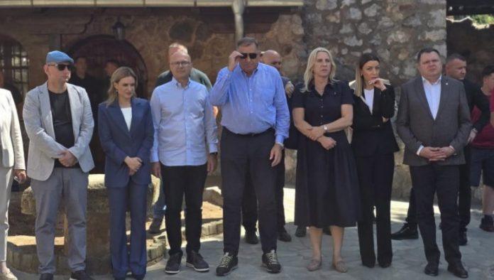 srbija,-srpska-i-crna-gora-u-ravanici:-srpski-svet-se-slio-u-lazarevu-zaduzbinu
