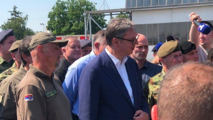 mocno-kinesko-oruzje:-vucicu-prikazana-hipersonicna-raketa-cm-400