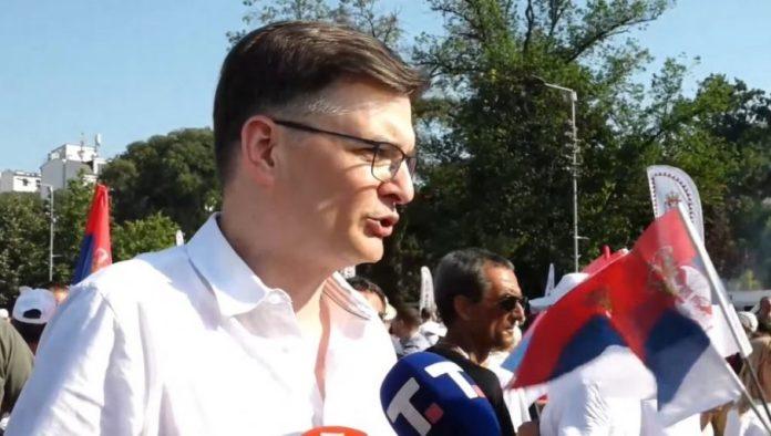 jovanov-za-“novosti”:-vazno-je-da-cela-srbija-vidi-koliko-se-ljudi-danas-okupilo-(video)