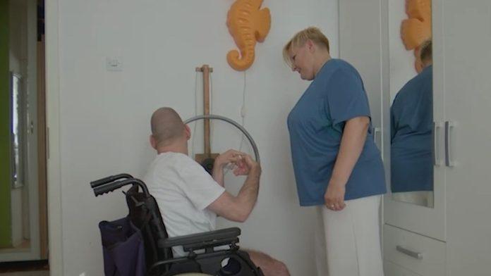 “zeno,-ako-mu-smeta-buka,-daj-ga-u-dom!”-majka-iz-zemuna-ocajna:-stalna-i-nepodnosljiva-buka-komsija-iznad-ugrozava-njenog-bolesnog-sina