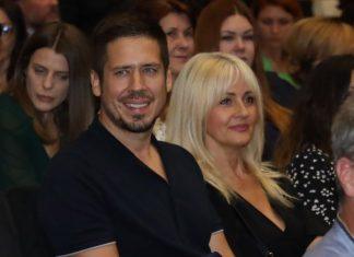NAJLEPŠE REČI KOJE MAJKA MOŽE DA IZGOVORI: Slavica Rokvić čestitala Nikoli rođendan, cela Srbija u suzama! (FOTO) najlepse-reci-koje-majka-moze-da-izgovori:-slavica-rokvic-cestitala-nikoli-rodendan,-cela-srbija-u-suzama!-(foto)