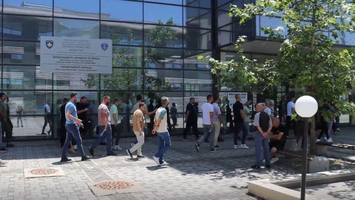 odrzan-prekrsajni-pretres-protiv-36-osoba-privedenih-na-gazimestanu:-presuda-ce-biti-izrecena-1.-jula-(video)