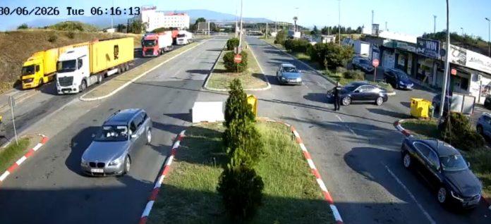 ko-je-nocas-krenuo-na-more,-nece-mnogo-cekati-na-granici!-pogledajte,-na-presevu-i-makedonskoj-bogorodici-ka-evzoniju-nema-guzve!-(foto)