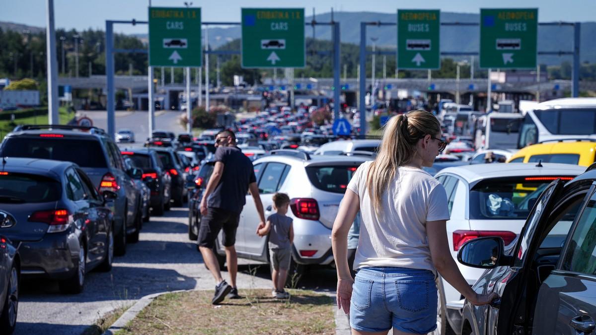 makedonka-bilja-trazi-porodicu-iz-srbije!-zbog-susreta-na-auto-putu-kumanovo-–-skoplje-zeli-hitno-da-ih-nade:-“auto-je-bio-braon-boje,-kragujevackih-tablica” makedonka-bilja-trazi-porodicu-iz-srbije!-zbog-susreta-na-auto-putu-kumanovo-–-skoplje-zeli-hitno-da-ih-nade:-“auto-je-bio-braon-boje,-kragujevackih-tablica”