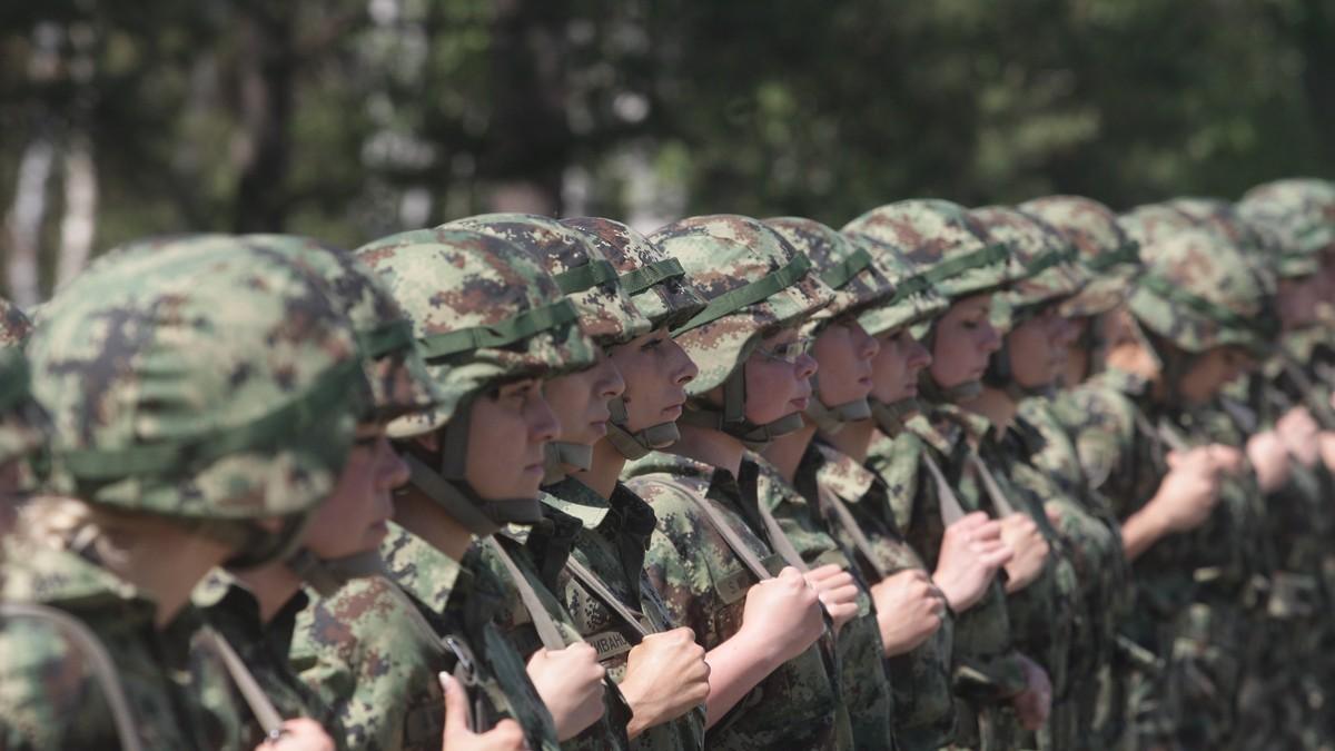 zna-se-tacan-datum-i-gradovi-u-koje-idu-regruti-ovo-su-svi-detalji-obaveznog-sluzenja-vojnog-roka,-mladici-ce-morati-da-skrate-kosu-i-bace-pirsinge zna-se-tacan-datum-i-gradovi-u-koje-idu-regruti-ovo-su-svi-detalji-obaveznog-sluzenja-vojnog-roka,-mladici-ce-morati-da-skrate-kosu-i-bace-pirsinge