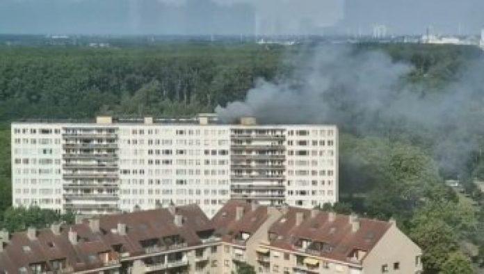 velika-nesreca-u-belgiji:-izbio-ogroman-pozar-u-stambenoj-zgradi,-ima-i-mrtvih-(video)