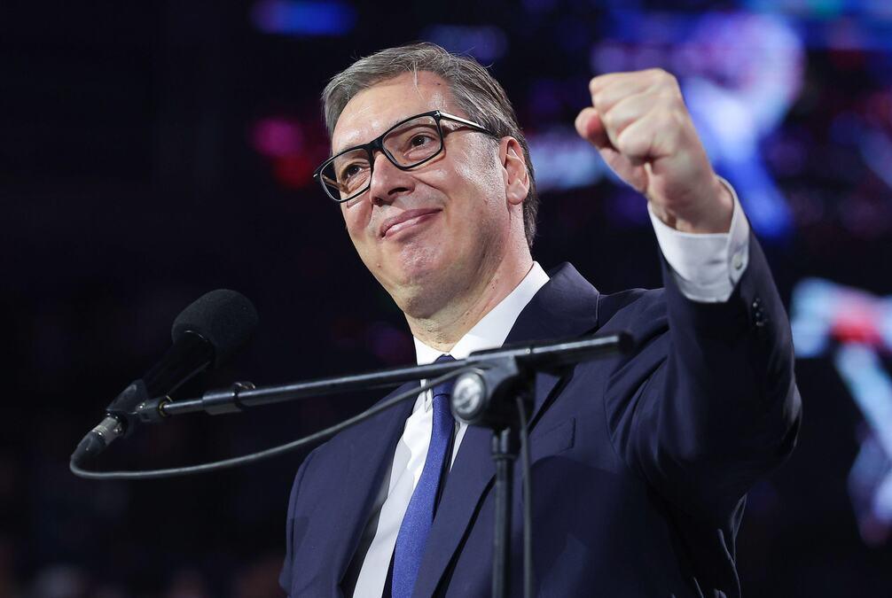 kada-smo-ujedinjeni-mozemo-sve-vucic:-oni-su-pokusali-da-podele-nase-porodice!-mi-smo-jedna-porodica,-mi-smo-srbija! kada-smo-ujedinjeni-mozemo-sve-vucic:-oni-su-pokusali-da-podele-nase-porodice!-mi-smo-jedna-porodica,-mi-smo-srbija!