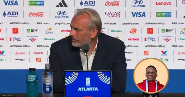 surovije-ne-moze:-selektoru-dr-konga-na-konferenciji-rekli-da-mu-je-umro-otac-/video/ surovije-ne-moze:-selektoru-dr-konga-na-konferenciji-rekli-da-mu-je-umro-otac-/video/