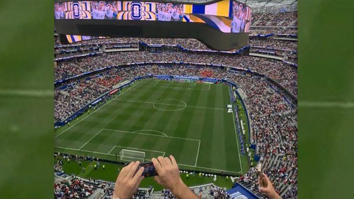 zbog-ove-scene-na-svetskom-prvenstvu-su-svi-plakali-stadionom-se-orila-pesma-halida-beslica:-“bio-bi-ponosan”-(video)