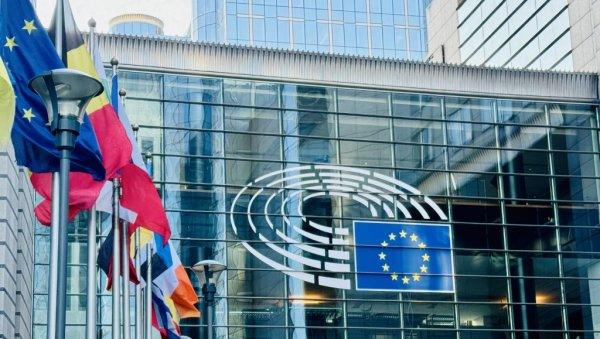 evropljanima-trosak,-nama-mozda-prilika:-eu-od-juce-carini-jeftinu-kinesku-robu-sa-dodatna-tri-evra,-za-srbiju-nova-pravila-ne-vaze evropljanima-trosak,-nama-mozda-prilika:-eu-od-juce-carini-jeftinu-kinesku-robu-sa-dodatna-tri-evra,-za-srbiju-nova-pravila-ne-vaze