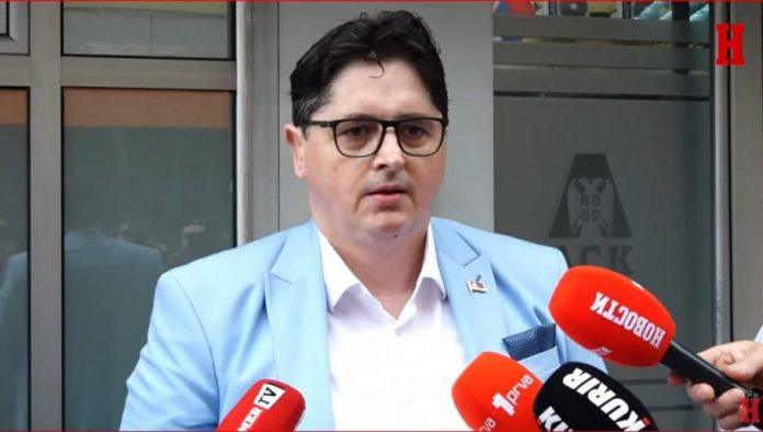 “nema-zasticenih!”-ugljesa-mrdic-podneo-prijavu-agenciji-za-sprecavanje-korupcije-protiv-mladena-nenadica-(video)