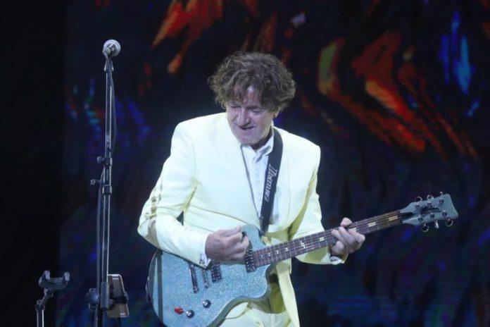 prekosutra-dan-zalosti-u-republici-srpskoj:-bijelom-dugmetu-hitno-pomeren-koncert-u-banjaluci