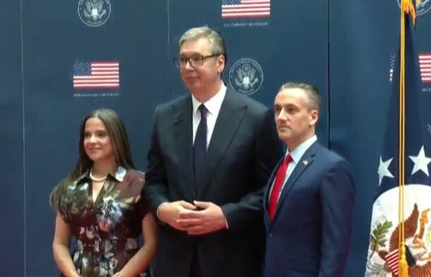 predsednik-vucic-na-svecanosti-u-ambasadi-sad:-svecani-prijem-povodom-250-godina-americke-nezavisnosti predsednik-vucic-na-svecanosti-u-ambasadi-sad:-svecani-prijem-povodom-250-godina-americke-nezavisnosti