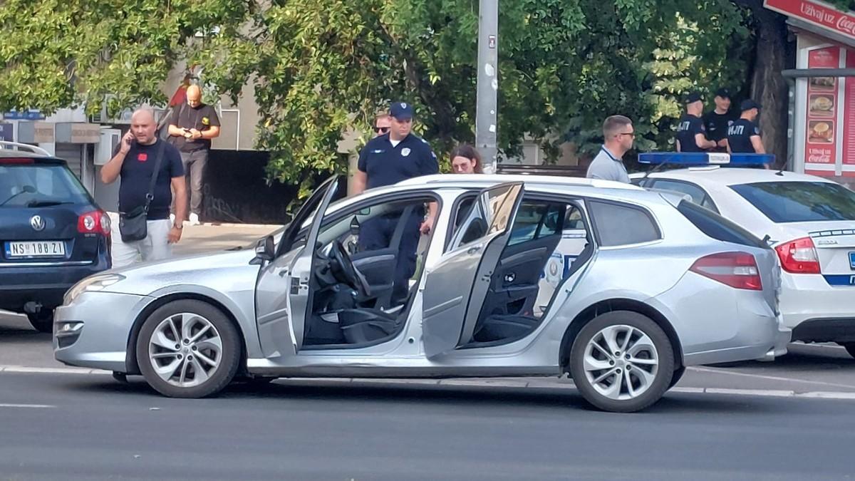 policija-na-nogama!-trazi-se-pucac-iz-novog-sada:-ranio-mladica-koji-je-krvav-uleteo-u-kiosk-brze-hrane,-sumnja-se-da-je-motiv-napada-ovo policija-na-nogama!-trazi-se-pucac-iz-novog-sada:-ranio-mladica-koji-je-krvav-uleteo-u-kiosk-brze-hrane,-sumnja-se-da-je-motiv-napada-ovo