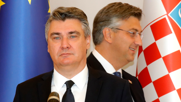 Сукоб-Милановића-и-Пленковића-око-овлашћења-над-оружаним-снагама-–-“даље-прсте-од-Кундида” Сукоб-Милановића-и-Пленковића-око-овлашћења-над-оружаним-снагама-–-“даље-прсте-од-Кундида”