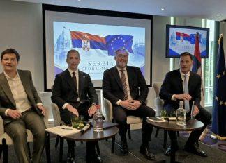 DIPLOMATSKA OFANZIVA U BRISELU: Mali, Brnabić, Đurić i Starović predstavljaju rezultate reformskog procesa (FOTO) diplomatska-ofanziva-u-briselu:-mali,-brnabic,-duric-i-starovic-predstavljaju-rezultate-reformskog-procesa-(foto)