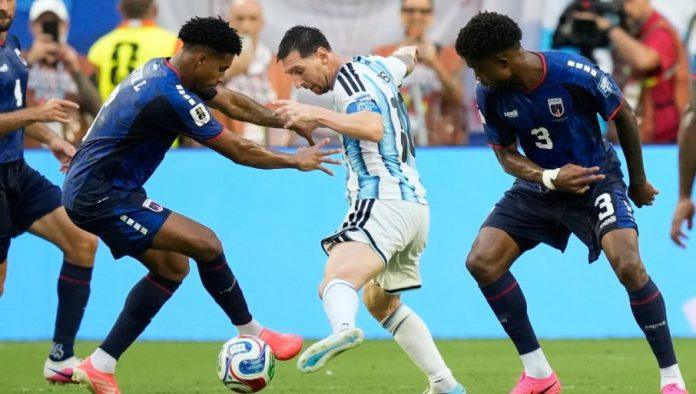 argentina-jedva-prezivela-zelenortska-ostrva!-“gaucosi”-nakon-produzetaka-otisli-u-osminu-finala-svetskog-prvenstva!-(video)