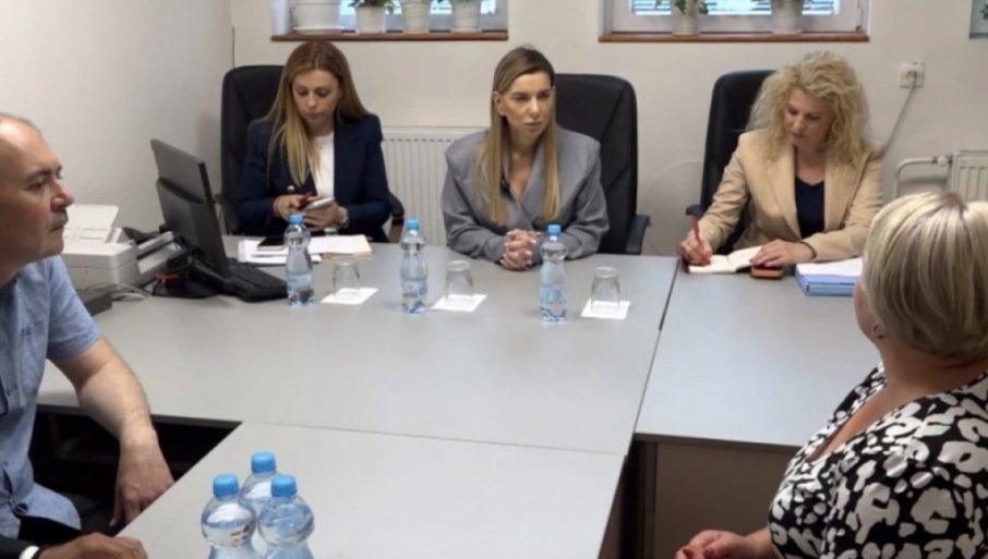 otvorena-filijala-rfzo-u-negotinu-sanja-radojevic-skodric:-veliki-pomak-za-citav-zdravstveni-sistem otvorena-filijala-rfzo-u-negotinu-sanja-radojevic-skodric:-veliki-pomak-za-citav-zdravstveni-sistem